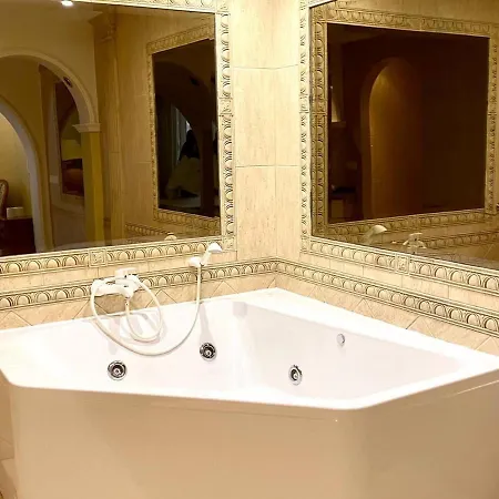 2 Liberty Suites Διαμέρισμα *