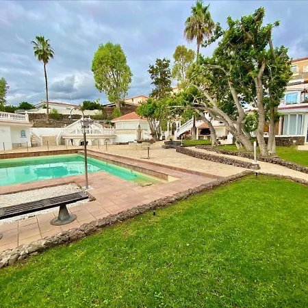 2 Liberty Suites * Costa Adeje (Tenerife)