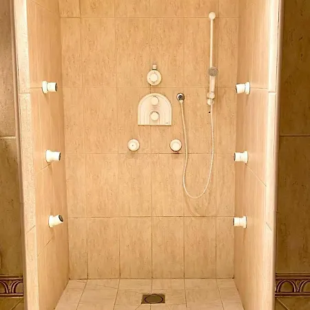 2 Liberty Suites Costa Adeje (Tenerife)
